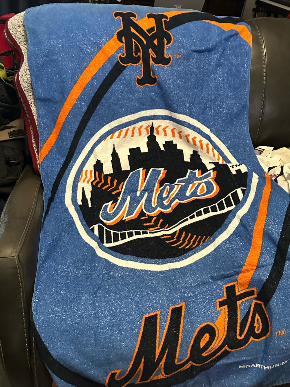 NWOT Official New York Mets logo Pool Towel